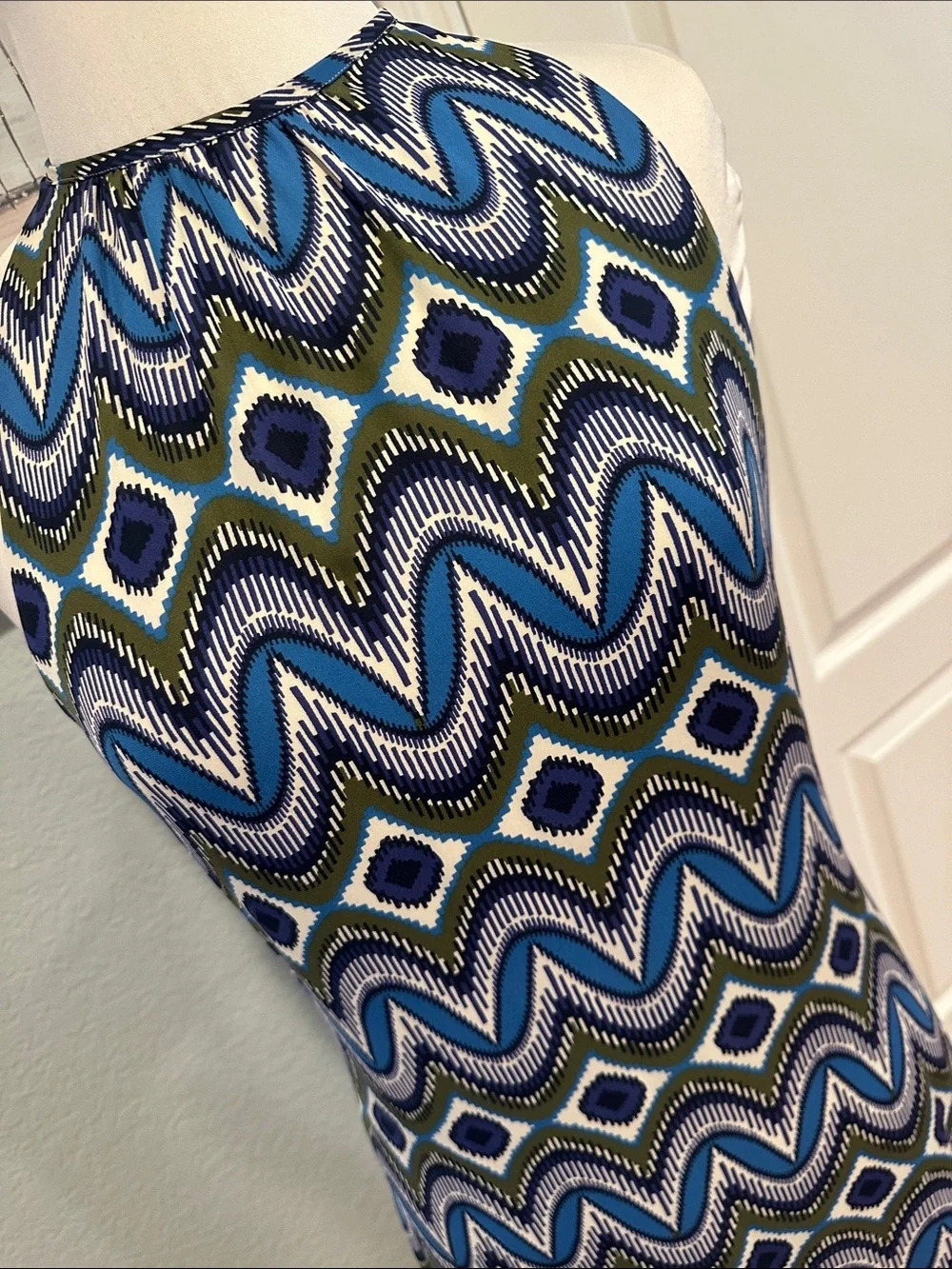 Tory Burch Sz 6 100% Silk Blue & Olive Wave-Print Halter Mini Dress • NEW!